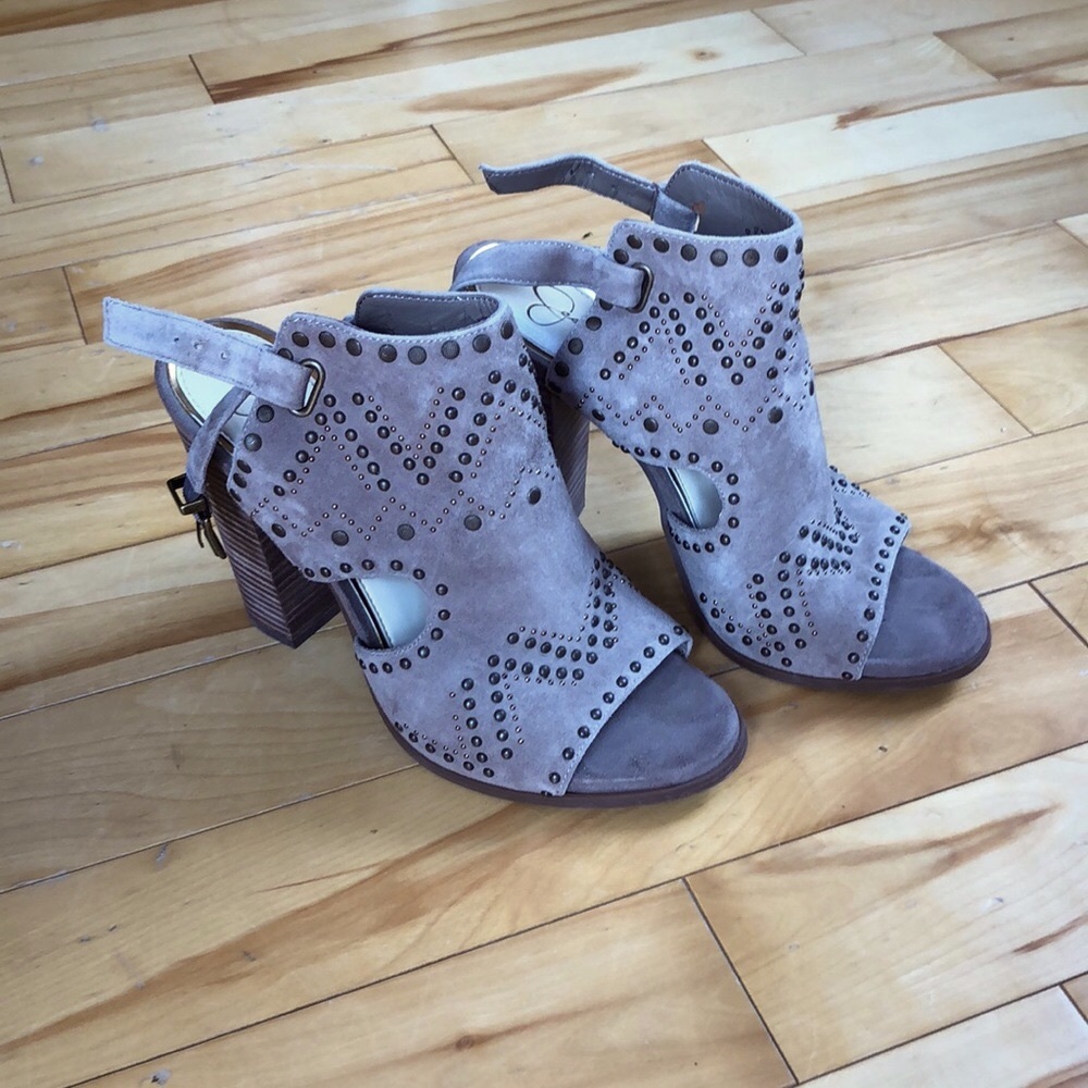 Jessica Simpson Rhylee heel sandal